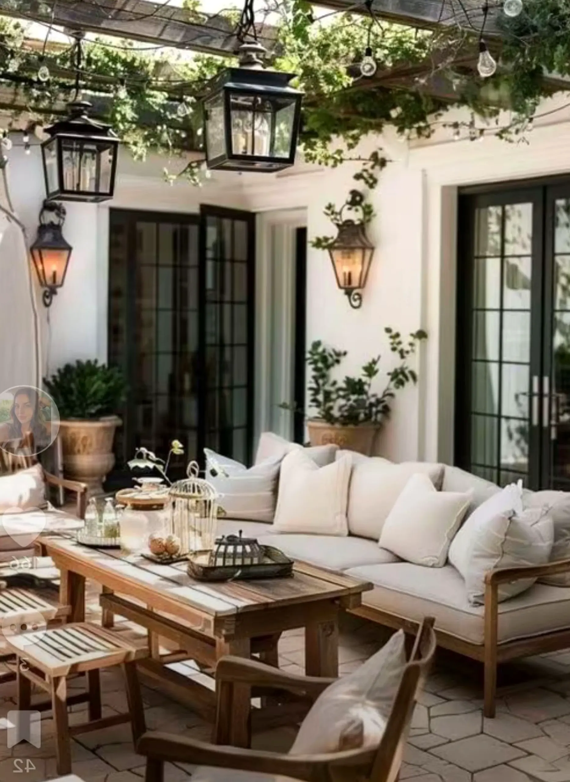 Sculptural tile detail adds freshness across the sitting area, giving the decor a finish that feels soft at the edges.
