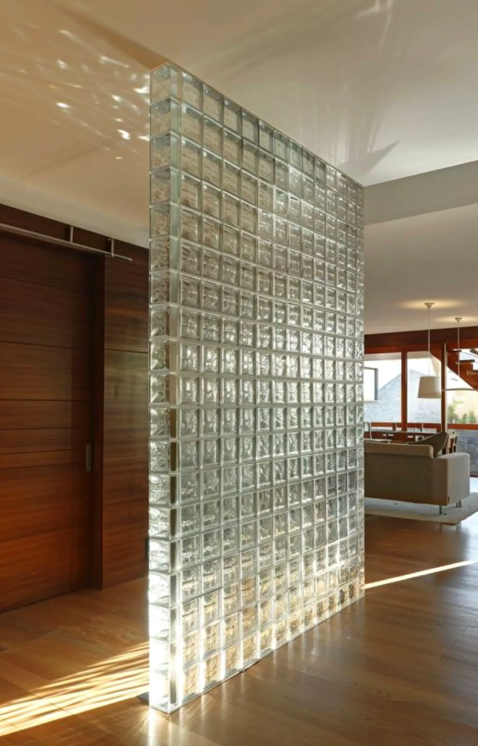 Earthy cabinet wall adds contrast across the corner, giving the decor a finish that feels fresh and intentional.