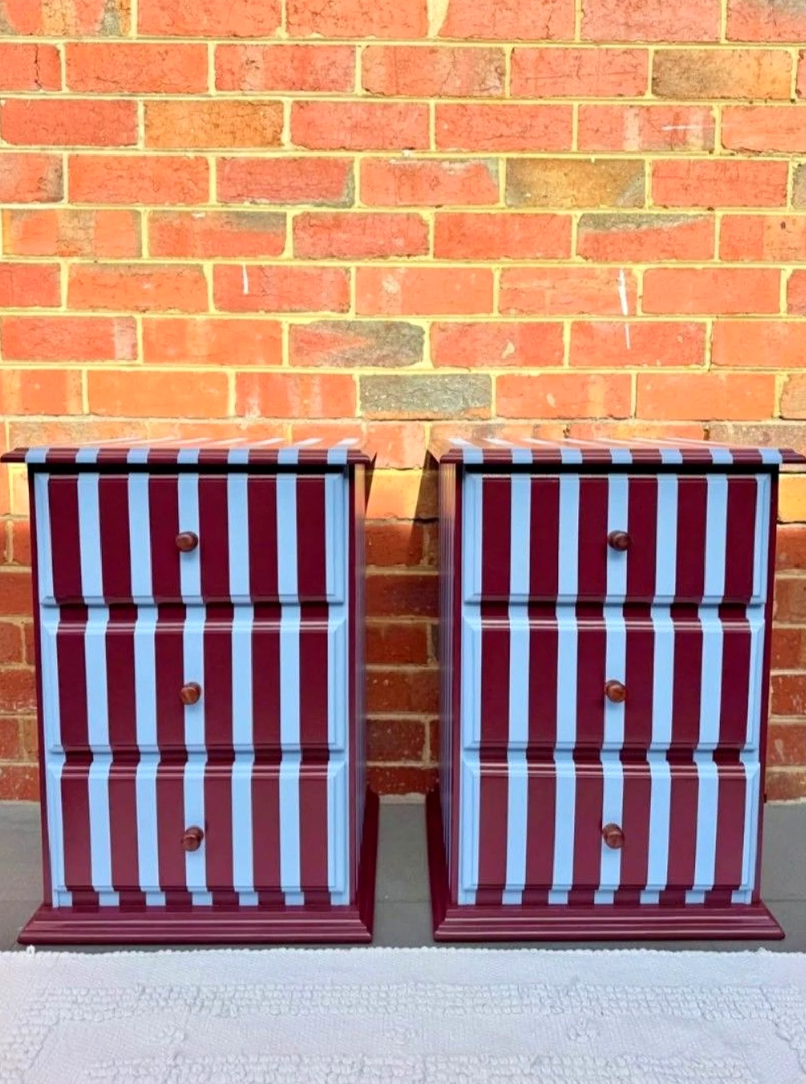 Subtle poolside setting anchors the setting with clarity, giving the view a mood that feels simple yet expressive.
