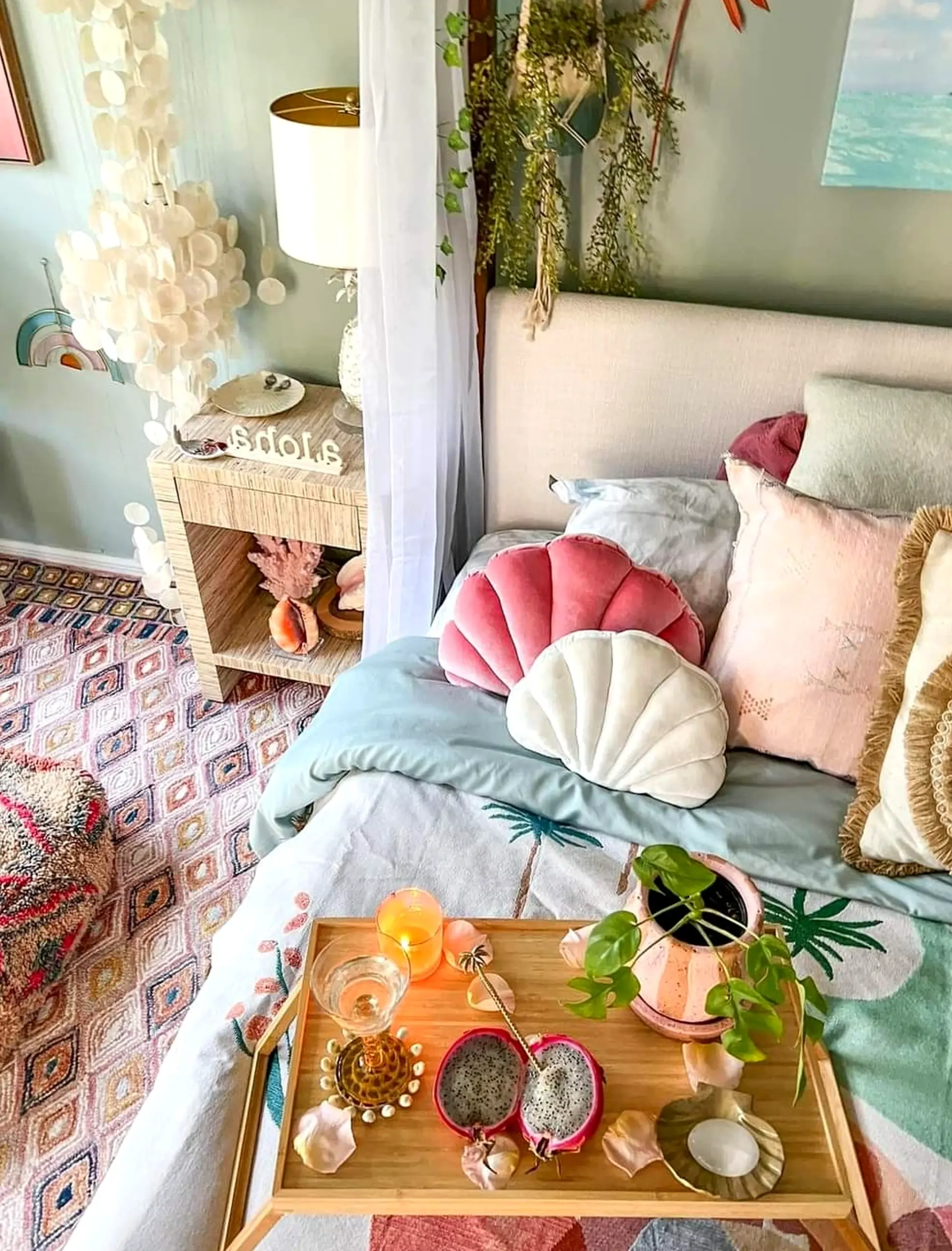 Balanced storage corner gives the setting more movement, so the whole view feels clear and inviting.