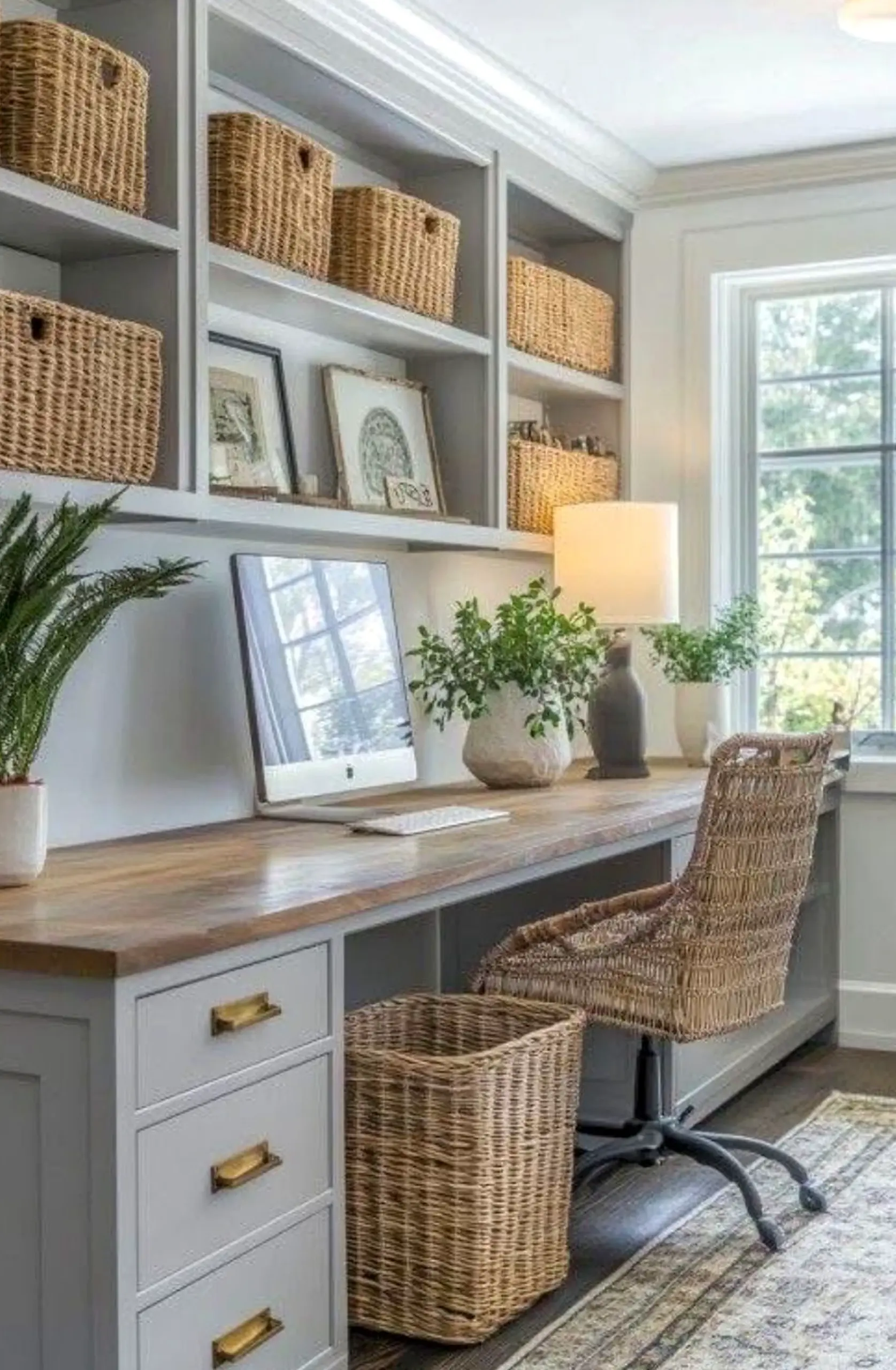 Sunny painted door supports the view through movement, leaving the space feeling open and lived-in.