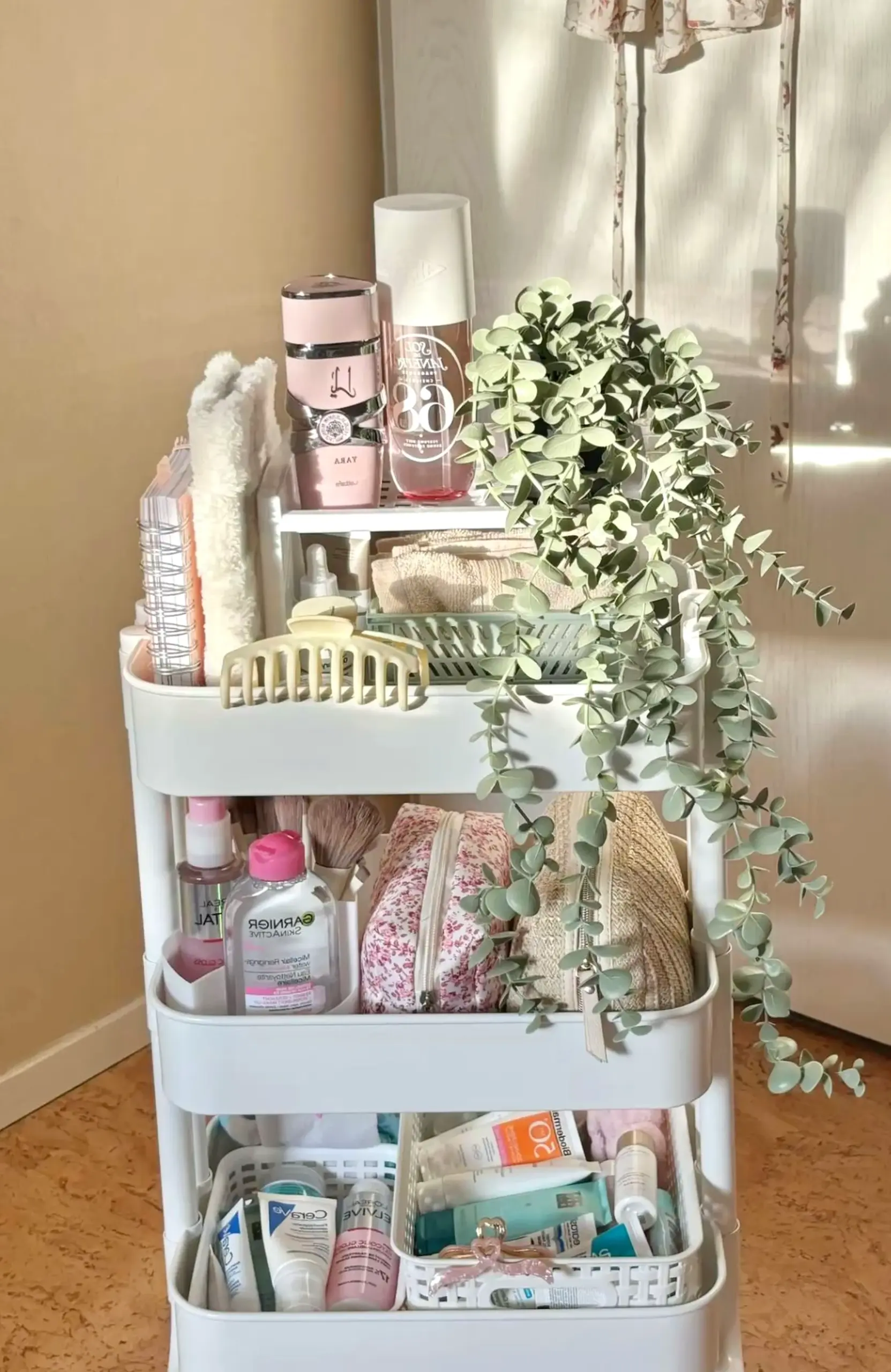 Airy balcony scene supports the backdrop through warmth, leaving the space feeling soft at the edges.